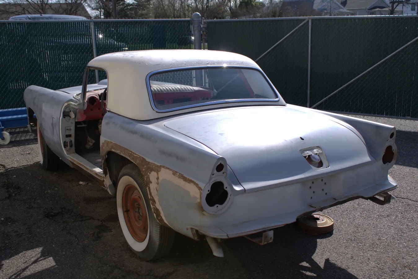 Ford-Thunderbird-1956-N-Red-7