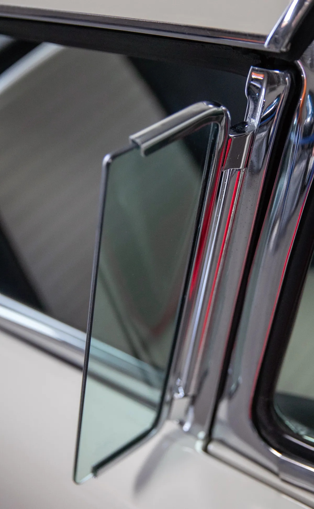 Ford-Thunderbird-1957-19