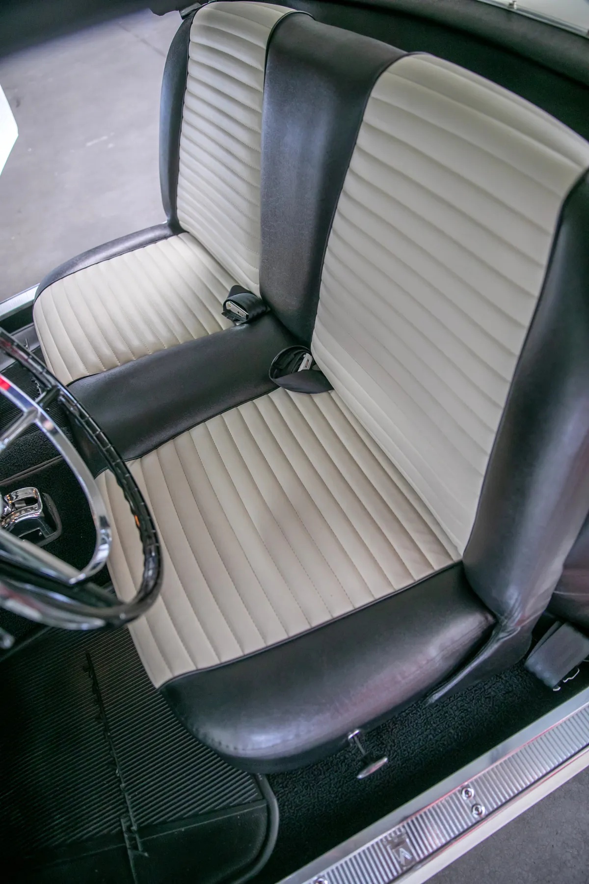 Ford-Thunderbird-1957-7