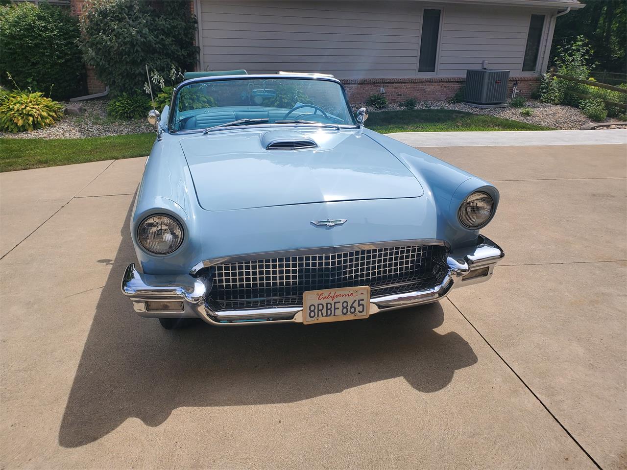 Ford-Thunderbird-1957-Blue-Starmist-Blue-1