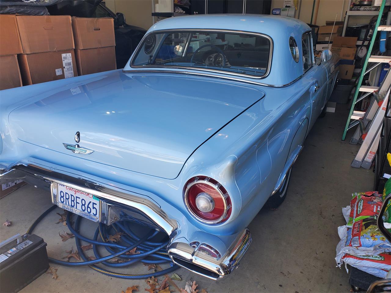 Ford-Thunderbird-1957-Blue-Starmist-Blue-10