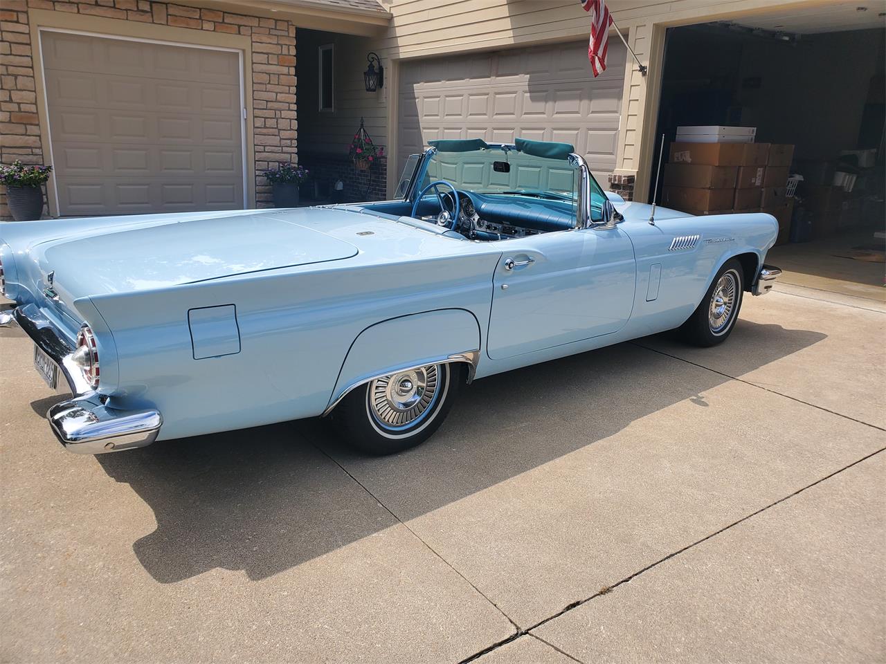 Ford-Thunderbird-1957-Blue-Starmist-Blue-2