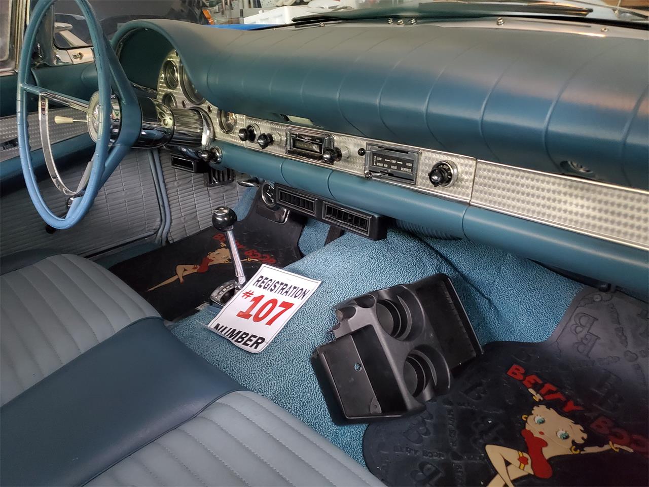 Ford-Thunderbird-1957-Blue-Starmist-Blue-6