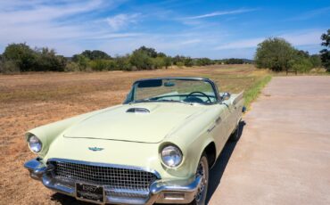 Ford-Thunderbird-1957-Convertible-1