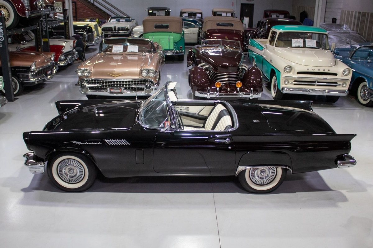 Ford-Thunderbird-1957-Convertible-11