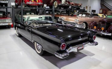 Ford-Thunderbird-1957-Convertible-26