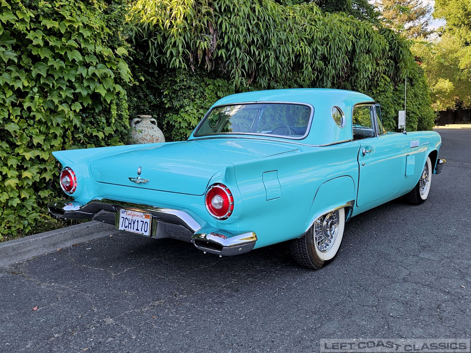 Ford-Thunderbird-1957-Convertible-6