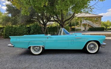 Ford-Thunderbird-1957-Convertible-7
