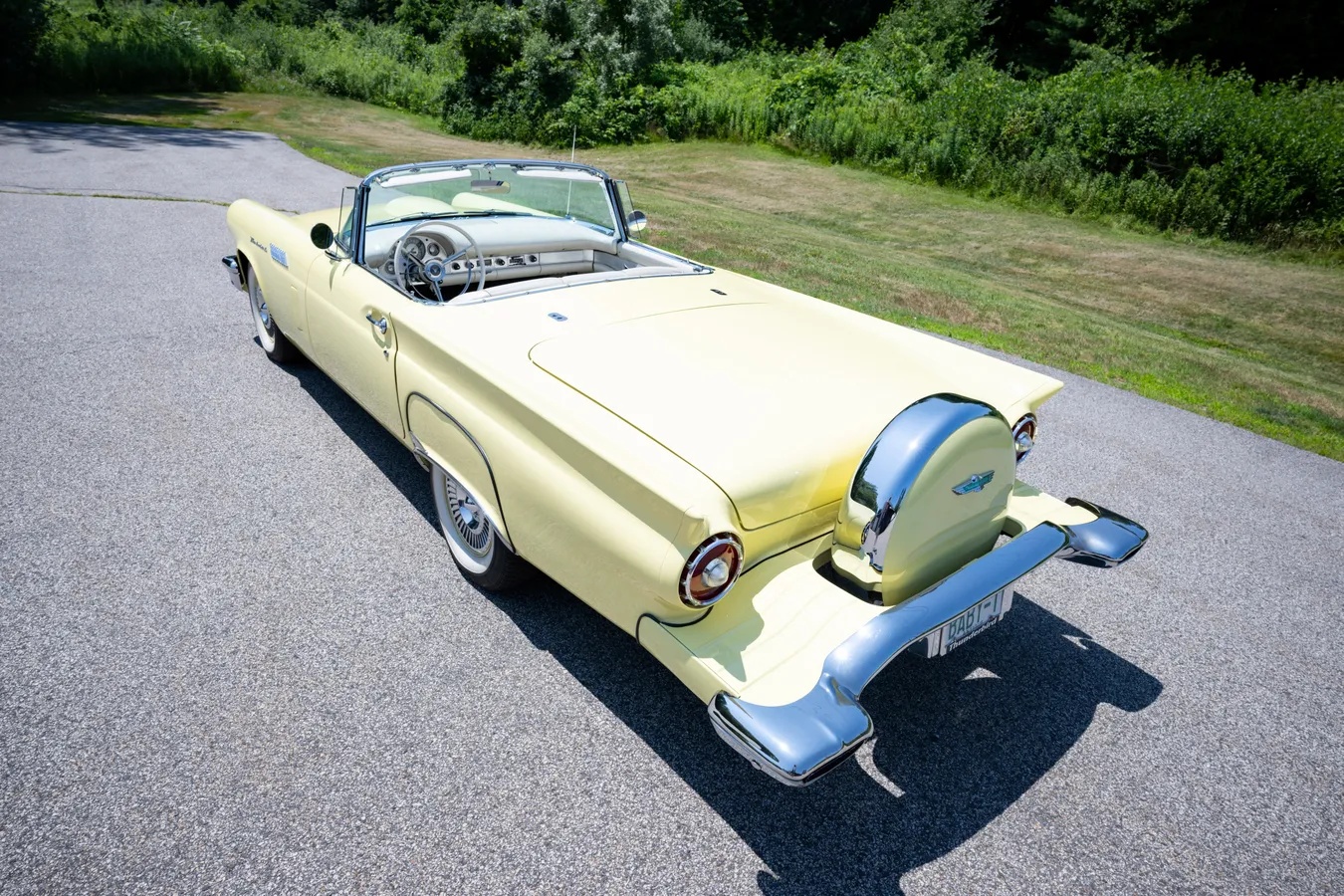 Ford-Thunderbird-1957-Pale-Yellow-White-6