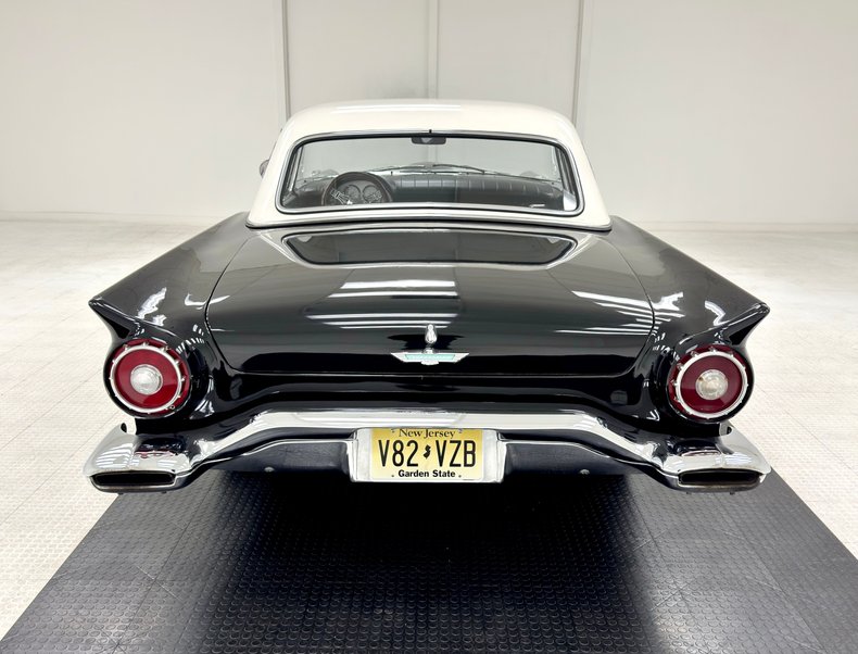 Ford-Thunderbird-1957-Raven-Black-Raven-Black-1