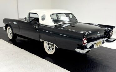 Ford-Thunderbird-1957-Raven-Black-Raven-Black-13