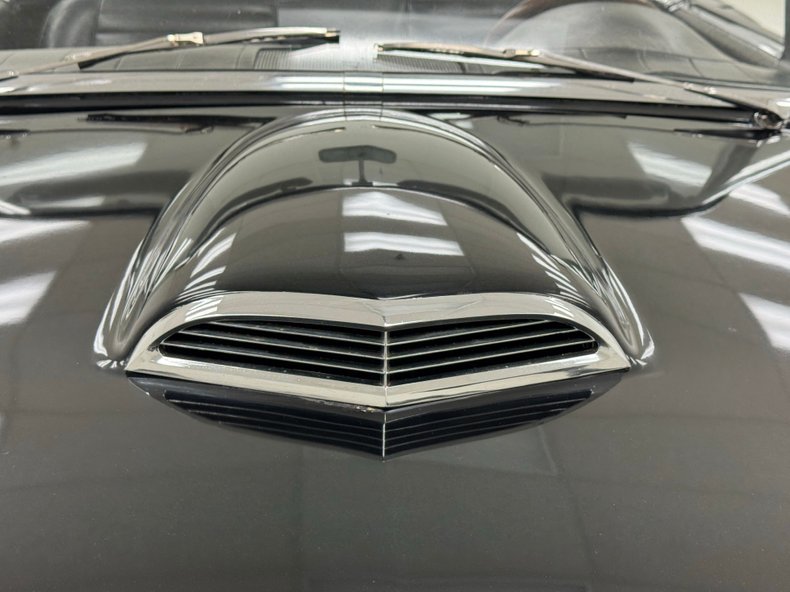 Ford-Thunderbird-1957-Raven-Black-Raven-Black-18