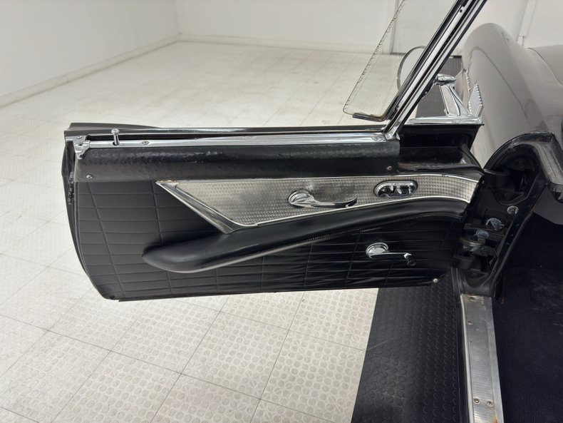 Ford-Thunderbird-1957-Raven-Black-Raven-Black-45