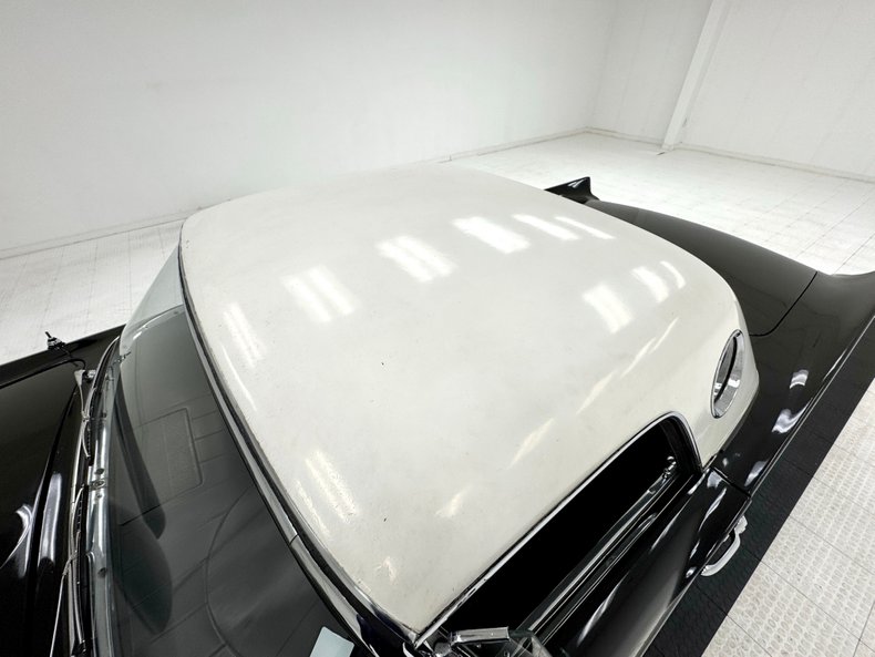 Ford-Thunderbird-1957-Raven-Black-Raven-Black-5