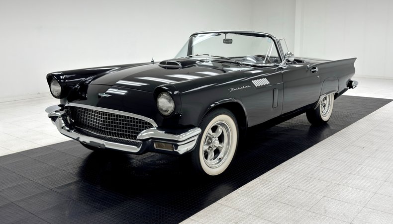 Ford-Thunderbird-1957-Raven-Black-Raven-Black-9