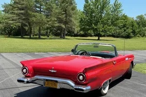 Ford-Thunderbird-1957-Red-Red-1