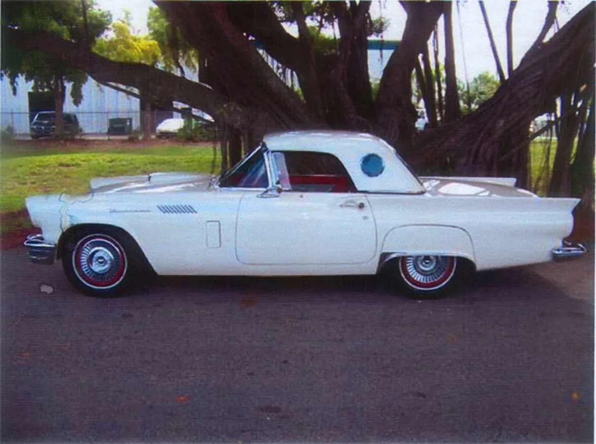 Ford-Thunderbird-1957-White-Red-1