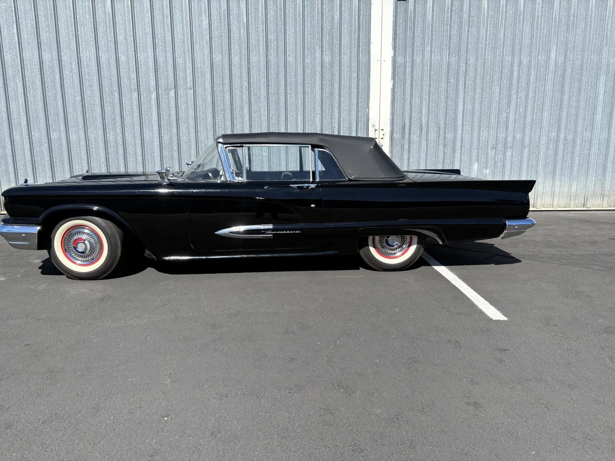 Ford-Thunderbird-1959-Black-Black-amp-White-16