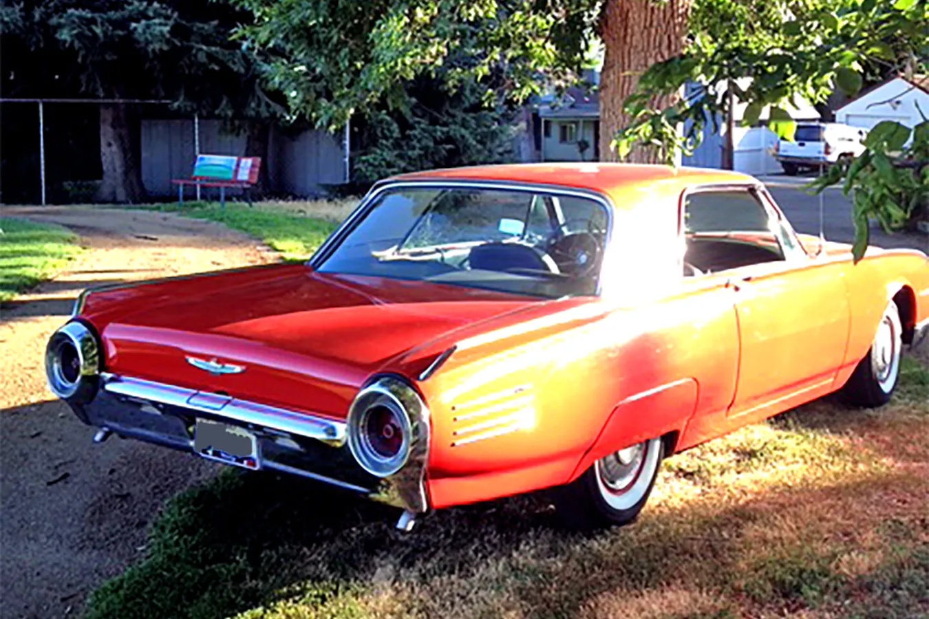 Ford-Thunderbird-1961-Red-Black-10