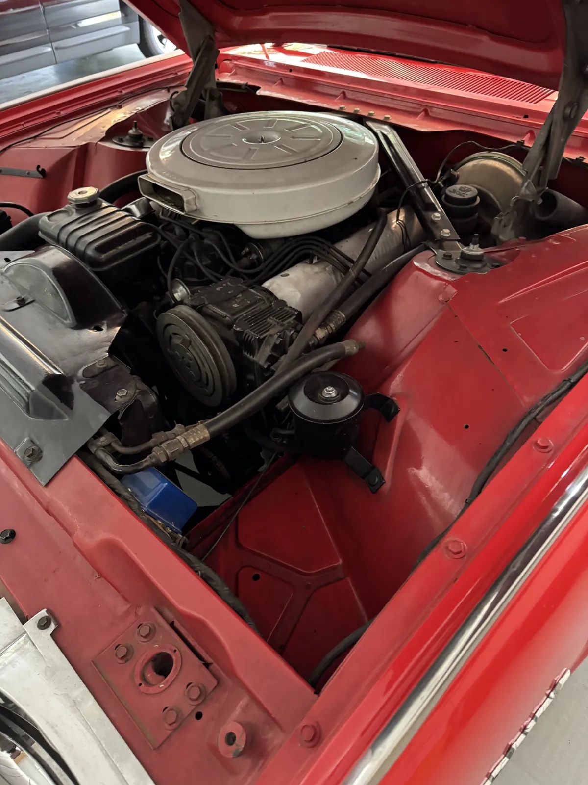 Ford-Thunderbird-1961-Red-Black-3