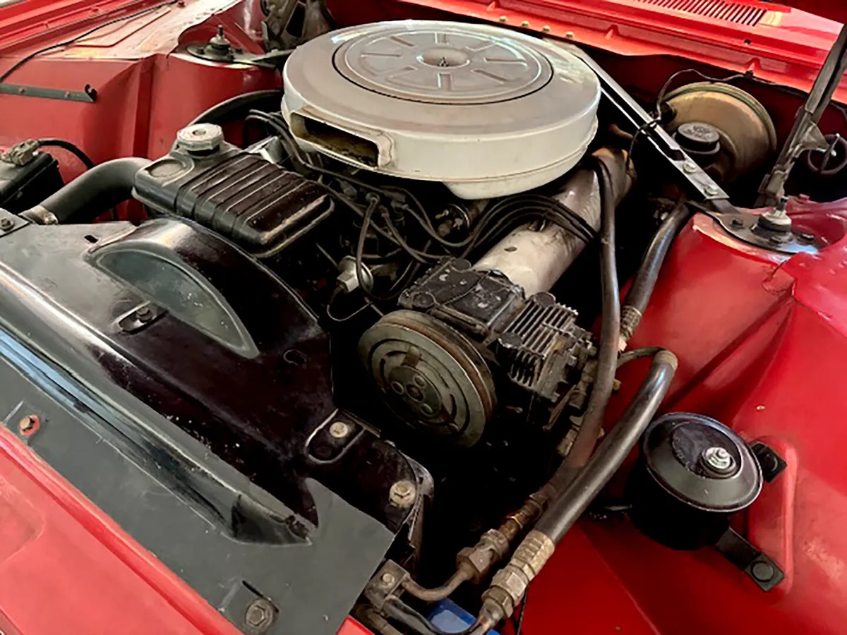 Ford-Thunderbird-1961-Red-Black-5