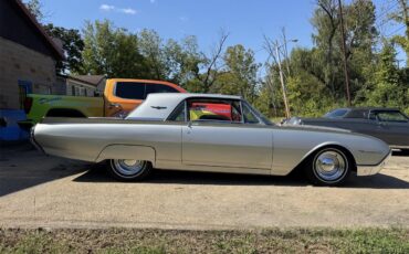 Ford-Thunderbird-1962-Silver-Metallic-Black-13