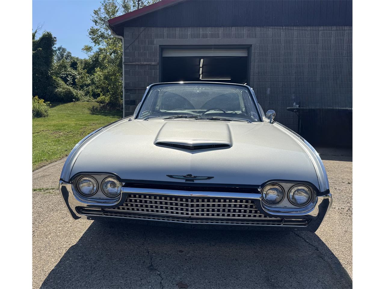 Ford-Thunderbird-1962-Silver-Metallic-Black-2