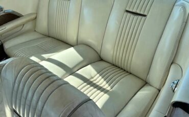 Ford-Thunderbird-1963-Corinthian-White-Pearl-White-Leather-11