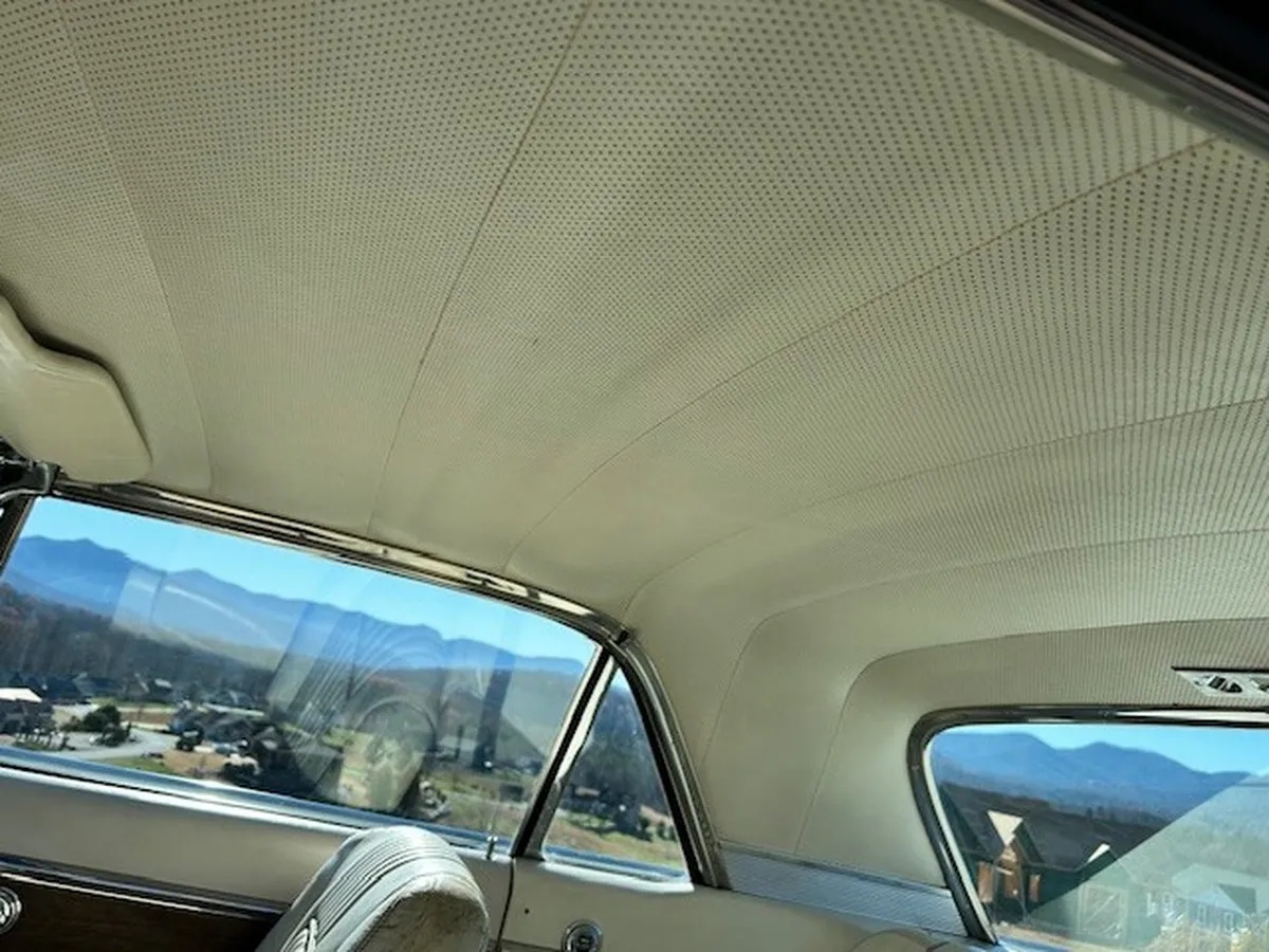 Ford-Thunderbird-1963-Corinthian-White-Pearl-White-Leather-13