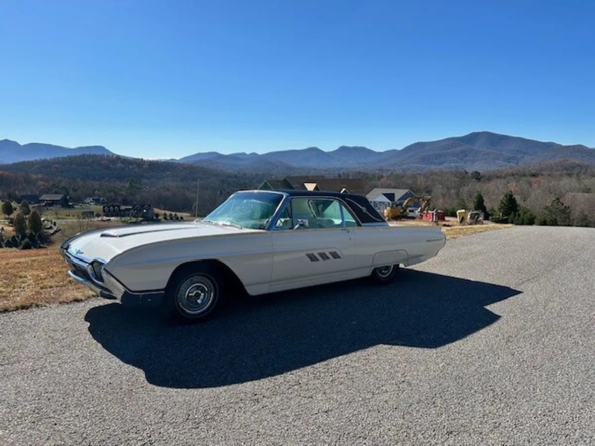 Ford-Thunderbird-1963-Corinthian-White-Pearl-White-Leather-18