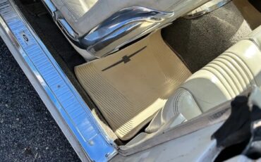 Ford-Thunderbird-1963-Corinthian-White-Pearl-White-Leather-2