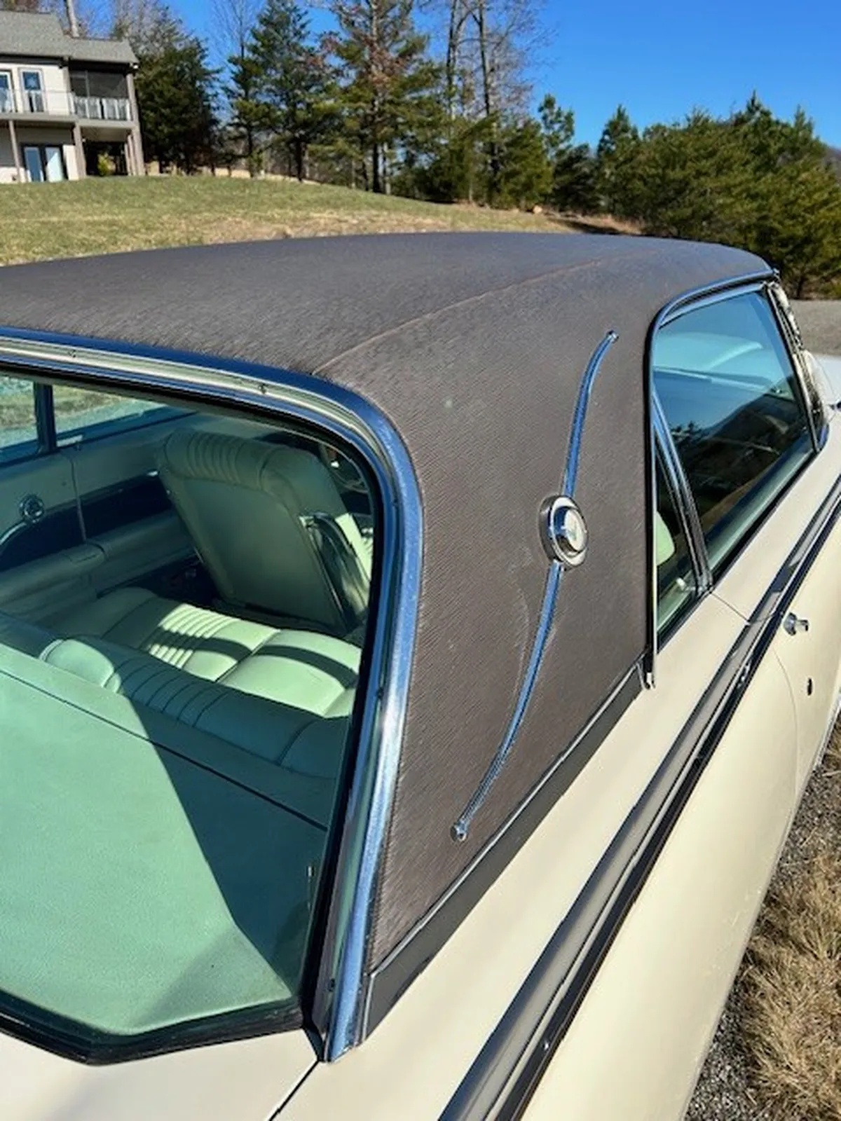Ford-Thunderbird-1963-Corinthian-White-Pearl-White-Leather-9
