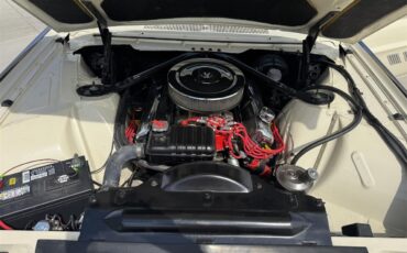 Ford-Thunderbird-1963-Corinthian-White-Red-14