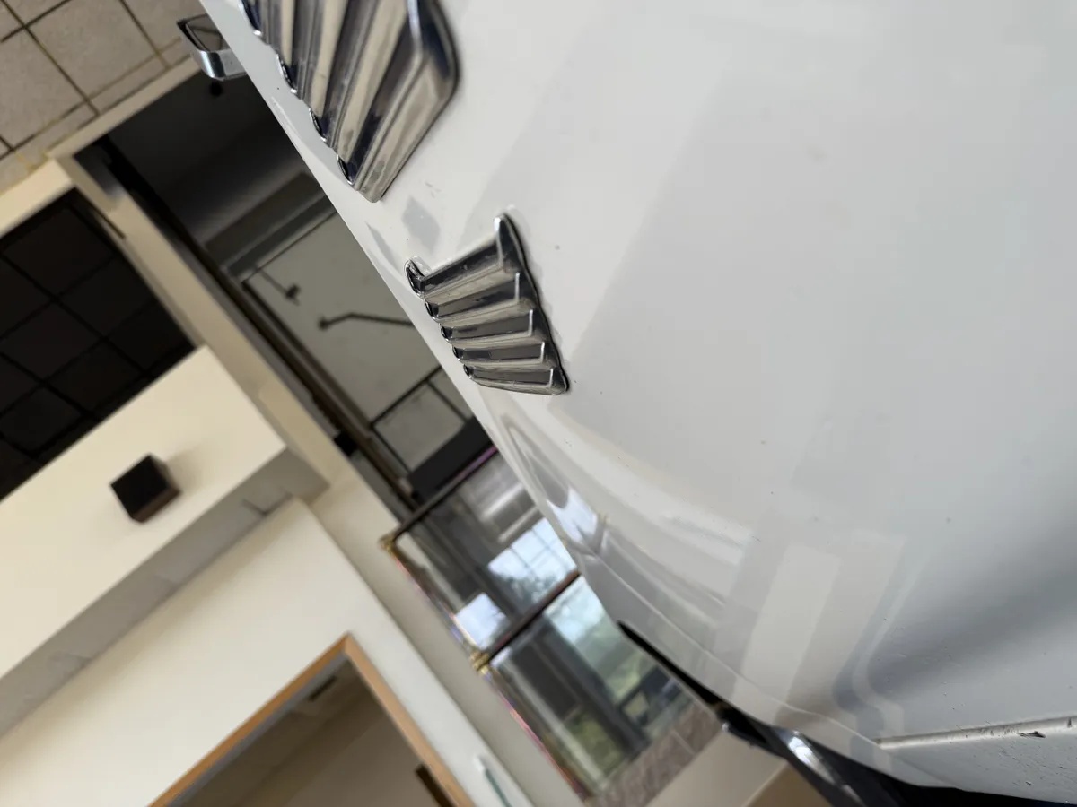 Ford-Thunderbird-1963-White-Black-13