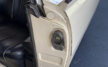 Ford-Thunderbird-1963-White-Black-14