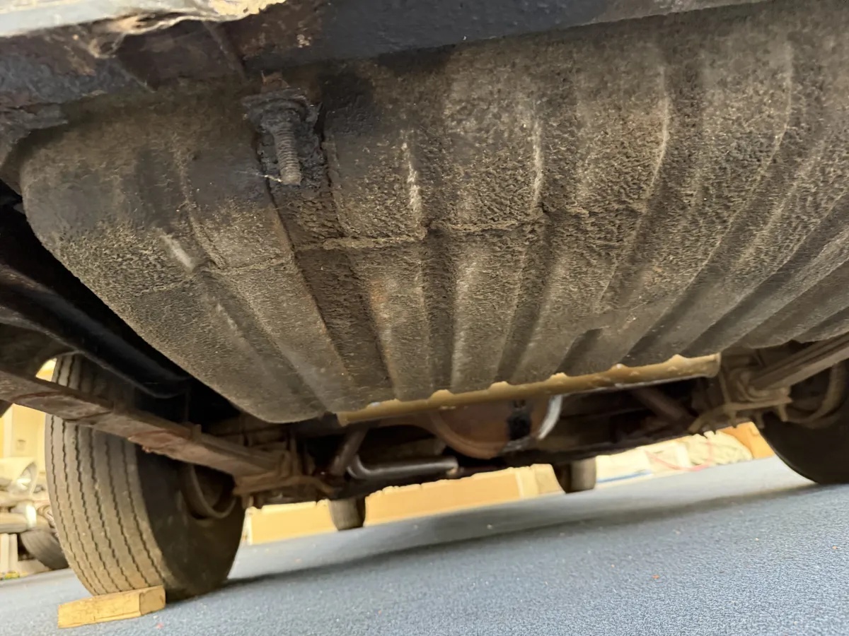 Ford-Thunderbird-1963-White-Black-17