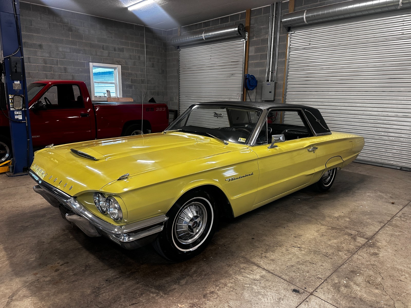 Ford Thunderbird 1964 Coupe