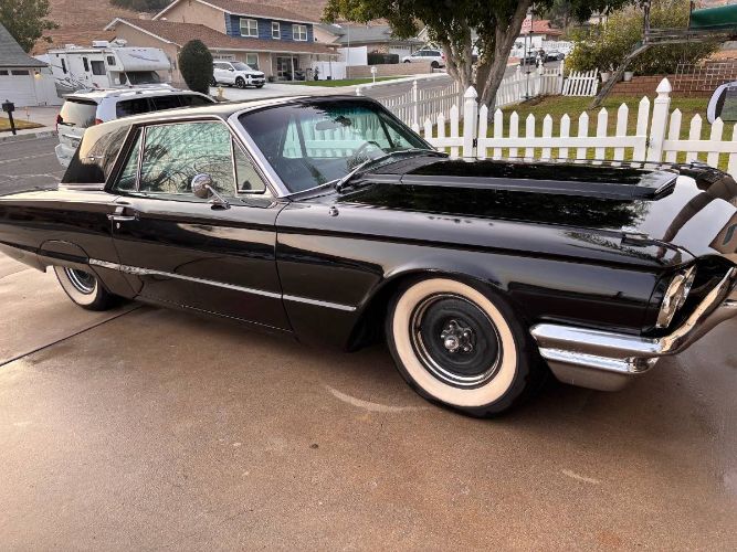 Ford-Thunderbird-1965-8