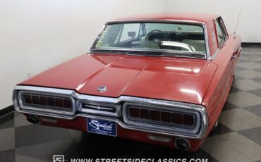 Ford-Thunderbird-1965-Coupe-9