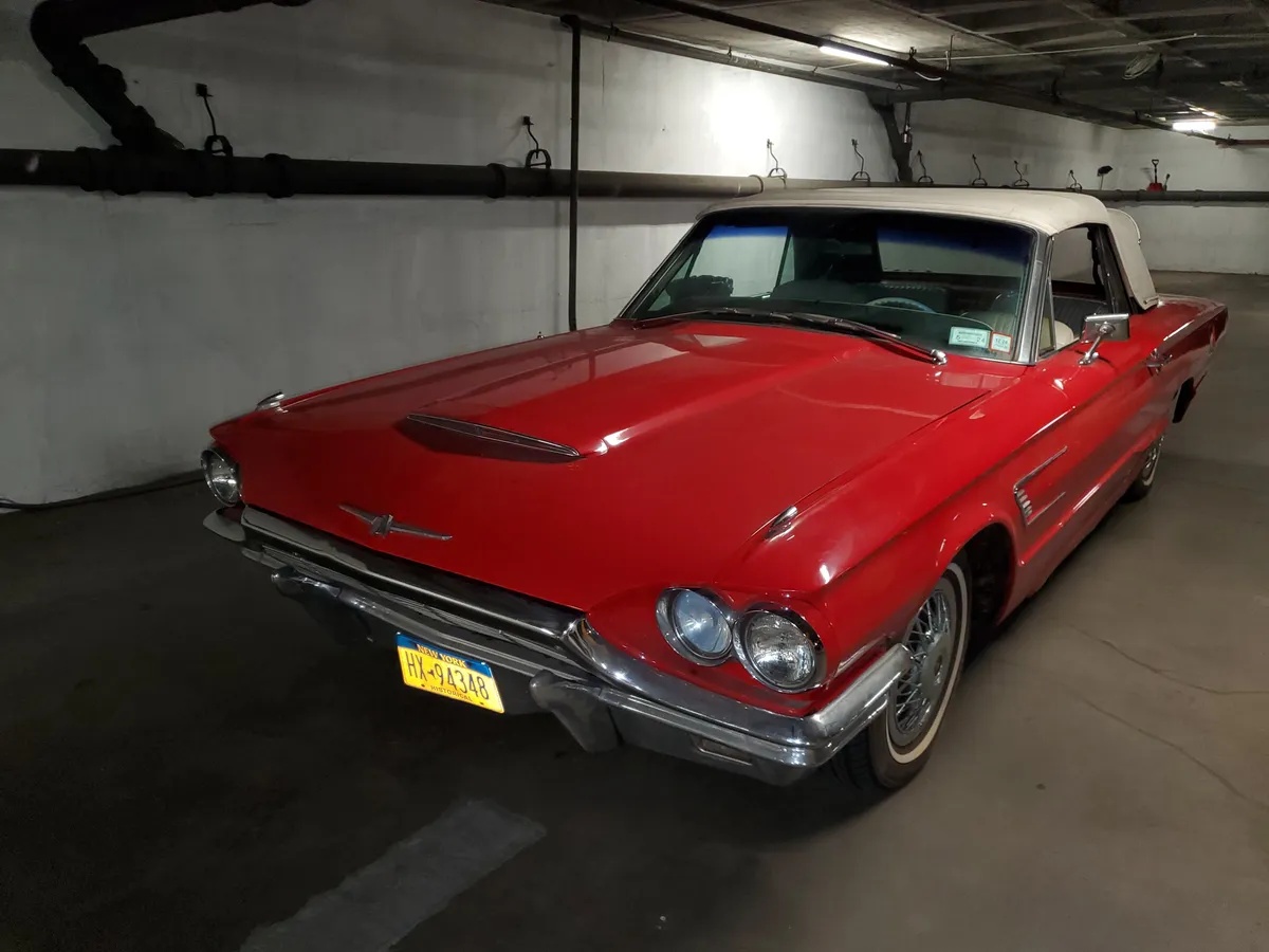 Ford-Thunderbird-1965-Red-White-2