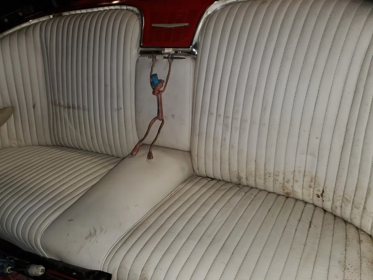 Ford-Thunderbird-1965-Red-White-9