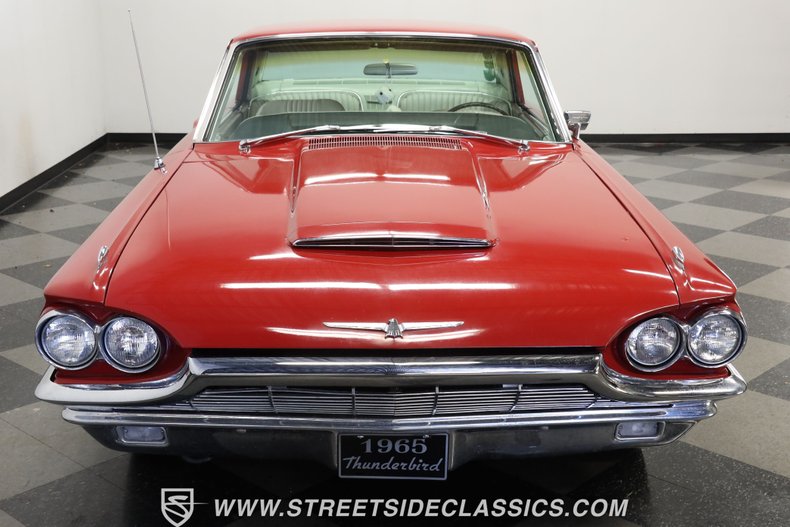 Ford-Thunderbird-1965-Vintage-Burgundy-White-21