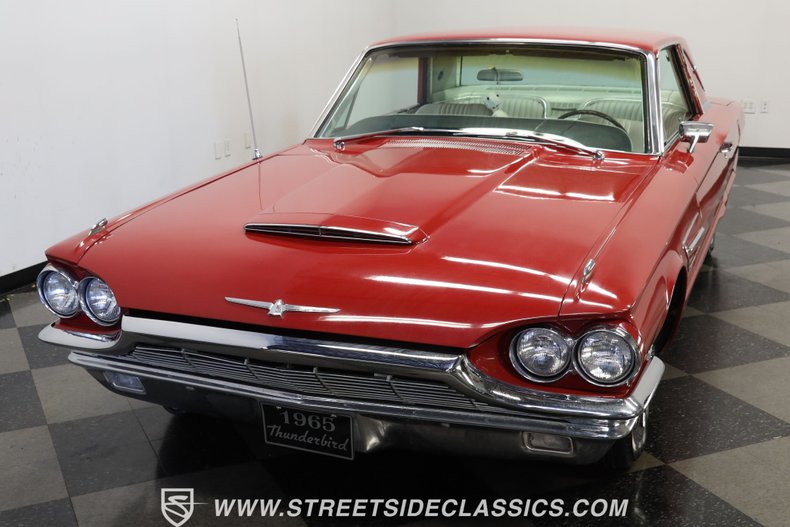 Ford-Thunderbird-1965-Vintage-Burgundy-White-22