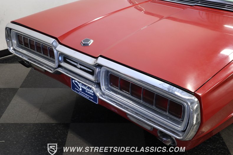 Ford-Thunderbird-1965-Vintage-Burgundy-White-26