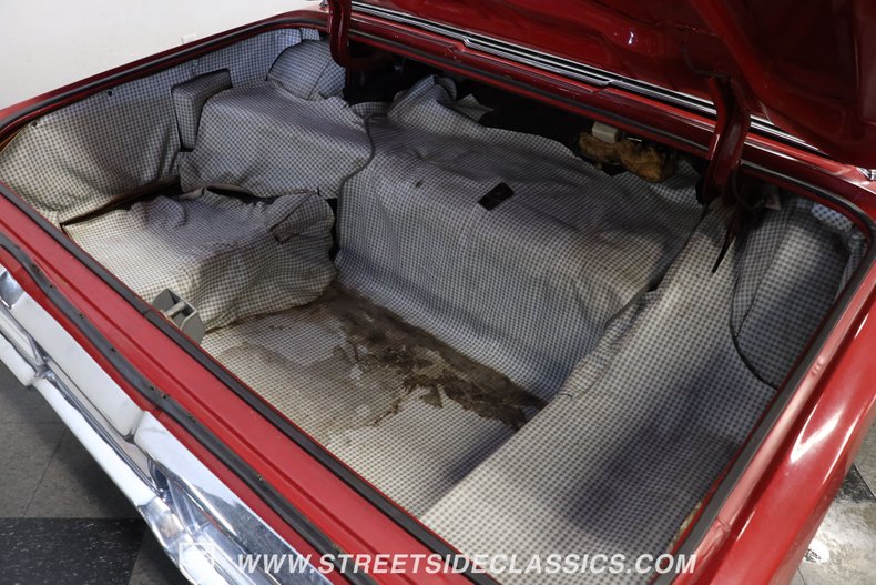 Ford-Thunderbird-1965-Vintage-Burgundy-White-46