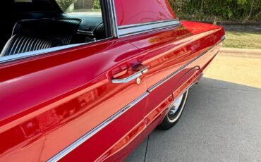 Ford-Thunderbird-1966-Coupe-23