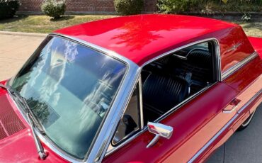 Ford-Thunderbird-1966-Coupe-24