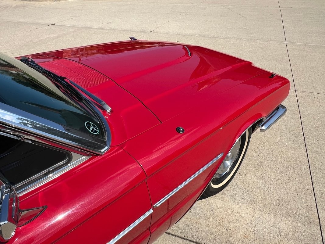 Ford-Thunderbird-1966-Coupe-29
