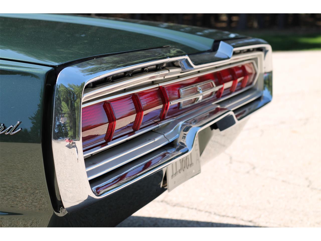 Ford-Thunderbird-1966-Ivy-Green-Black-11