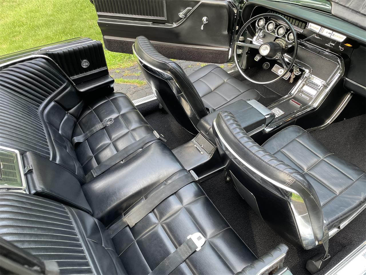 Ford-Thunderbird-1966-Ivy-Green-Black-18